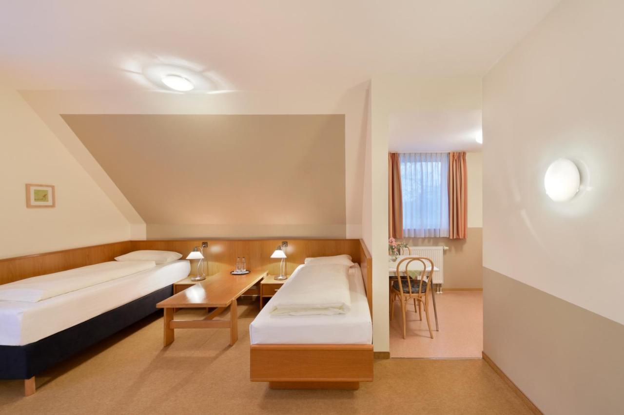 Meinhotel Hamburgo Exterior foto