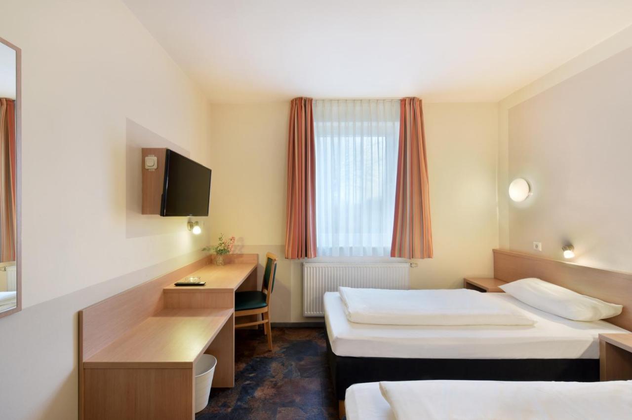 Meinhotel Hamburgo Exterior foto